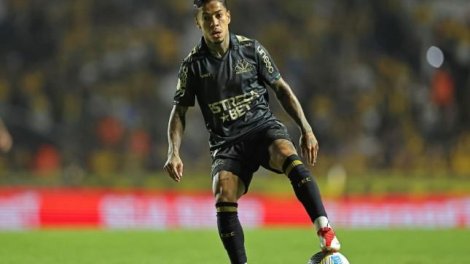 "Arsenal" bu müdafiəçi üçün rəsmi təklif göndərdi