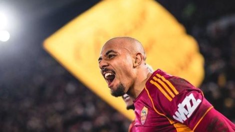 A seriyasında ayın futbolçusu seçildi