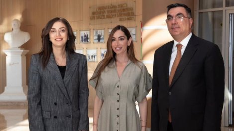 Arzu Əliyeva Bakı Ali Neft Məktəbində - FOTO