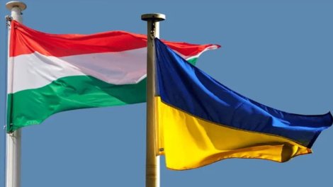 Macarıstan hökuməti Ukraynanı müxalifəti maliyyələşdirməkdə ittiham edir