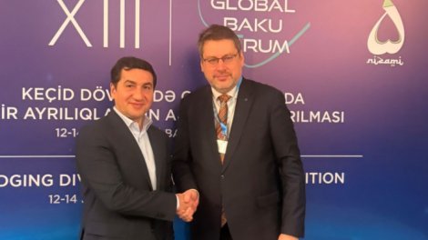 Hikmət Hacıyev Aİ-nin xüsusi nümayəndəsi ilə TRIPP-i müzakirə edib