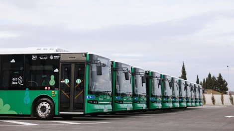 Elektrikli avtobuslar istifadəyə verildi