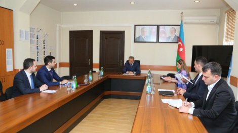 "AzTV" sədri V &ldquo;Yüksəliş müsabiqəsi&rdquo;-nin qalibi ilə görüşdü