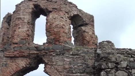 Xarabalığa çevrilmiş unikal tarixi abidə: Alban dövrünə aid məbədin acınacaqlı vəziyyəti