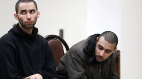 İranda iki etirazçı edam edildi