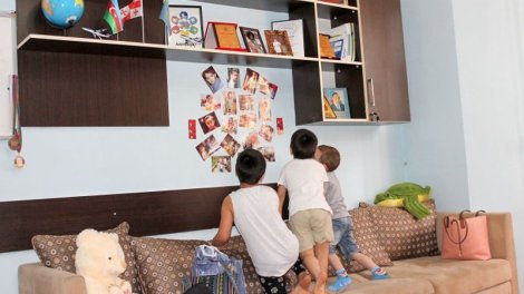 Sığınacaqda olan uşaqların üzü göstərilə bilər?