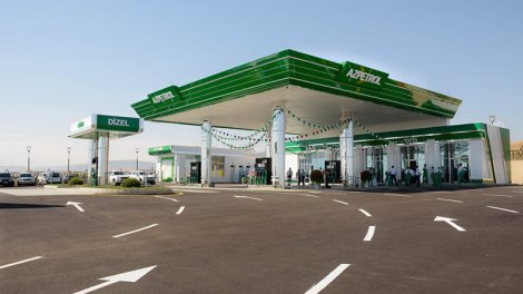 İcra hakimiyyəti “Azpetrol”dan 22 min manatlıq yanacaq alır