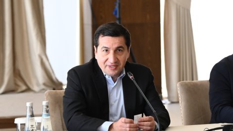 Hikmət Hacıyev Qəbələdə &ldquo;Sülh Körpüsü&rdquo; təşəbbüsü çərçivəsində Ermənistan nümayəndələri ilə görüşüb