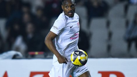 "Sabah"ın futbolçusunun üzündə sınıq aşkarlandı