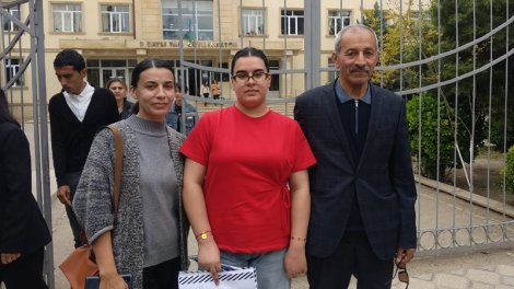 Ötən il 656 bal toplasa da, yenidən imtahan verdi - ADA-da oxumaq istəyir