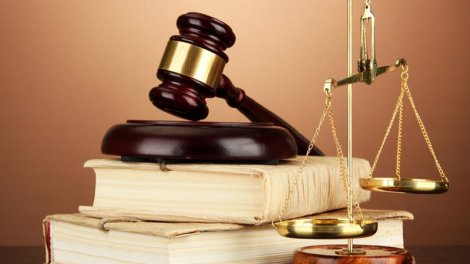 Hüquqşünaslıq ixtisasına maraq azalır