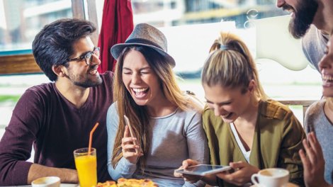 Ən yaxşı yumor hissinə malik 4 doğum tarixi