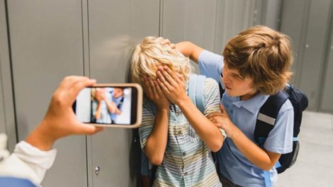 Məktəblilər arasında zorakılığın SƏBƏBİ
