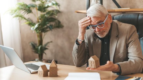 Yüz minlərlə evin gecikən "kupça"sı - Çıxış yolu nədir?