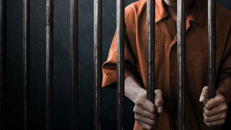 Bu ölkədə qadın qatilləri ömürlük HƏBS EDİLƏCƏK