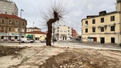 Məşhur kurort şəhərinin izdihamlı ərazisinin altında qədim Roma dəfnləri tapıldı