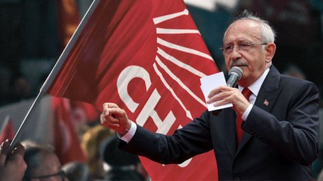 Kılıçdaroğlu CHP-yə qayıtdı, Özəl vəzifəsindən uzaqlaşdırıldı