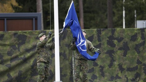 NATO Avropanın şərq cinahına daha çox qüvvə yerləşdirəcək