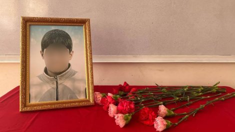 Mənzildən ata və məktəbli oğlunun meyiti tapıldı