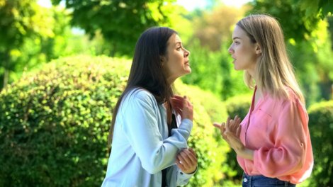 Empatiya çatışmazlığı olan bir insanı necə tanımaq olar? - 10 ifadə