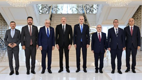 Prezident TBMM sədrinin rəhbərlik etdiyi nümayəndə heyətini qəbul etdi - FOTO
