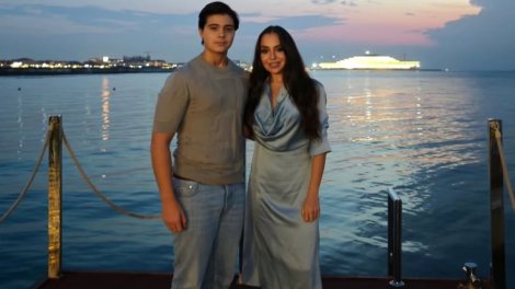 Oğlu Leyla Əliyeva ilə arxiv fotosunu paylaşdı