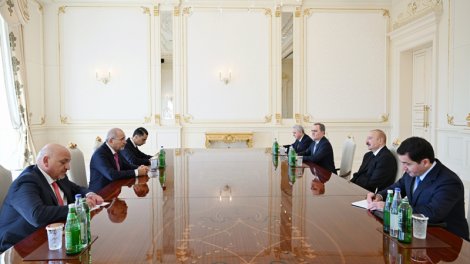 Prezident İordaniya Baş nazirinin müavinini qəbul etdi - FOTO