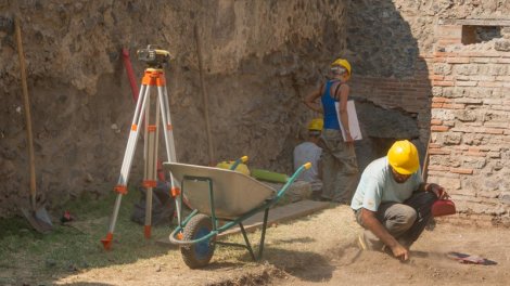 Tailandda 2 min illik qızıl üzüklər tapıldı
