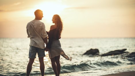 Psixoloq: Cütlükdə güclü romantik oyanış üç il davam edir