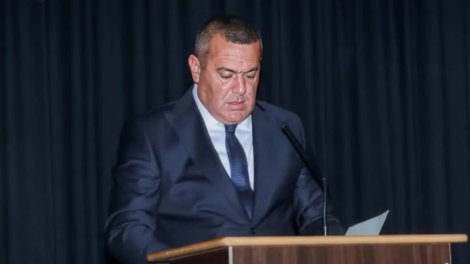 
İcra başçısı birinci müavinini işdən çıxardı