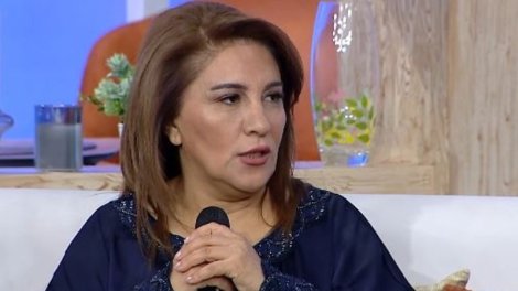 Əməkdar artist tıxacdan bezdi: "Evimi satacağam"
