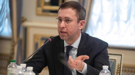 KİV: Ukraynanın yeni baş nazirini siyasi böhranı həll etməli olacaq