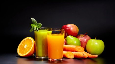 Göz, ürək və sümük sağlamlığı üçün hansı şirəni içmək faydalıdır?