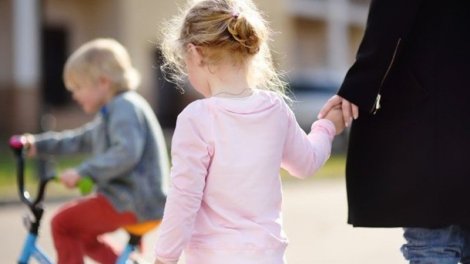 6 ayda övladlığa verilən uşaqların yaş bölgüsü açıqlandı