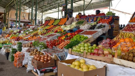İrandakı böhran Azərbaycan bazarında qiymətləri dəyişə bilər?

