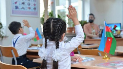 Gədəbəydə 3 məktəb bağlandı: Şagird və müəllimlərin aqibəti necə olacaq?