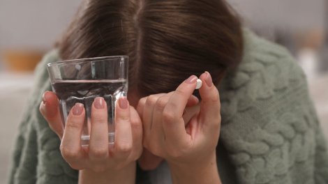 Alimlər depressiya əlamətlərini azaldan vitamini açıqladı