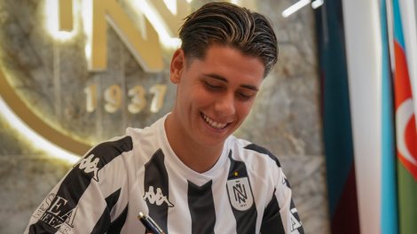 "Neftçi" bu futbolçunu 1,6 milyon manata transfer edib