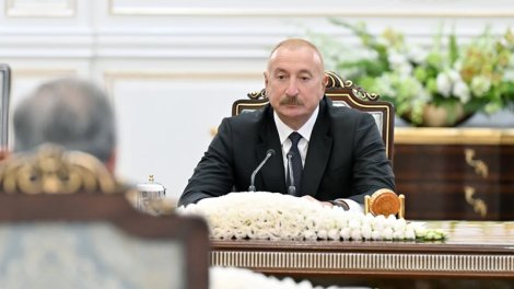 İlham Əliyev Özbəkistan Prezidentinin Qarabağa investisiyaların cəlb edilməsində xüsusi rolunu qeyd etdi
