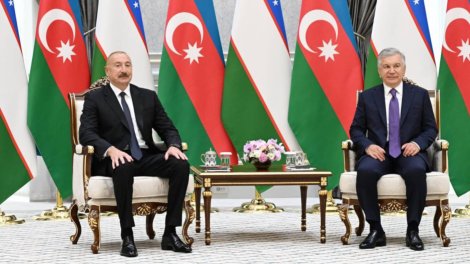 &ldquo;Əbədi dostluq&rdquo;dan Türk birliyinə açılan pəncərə