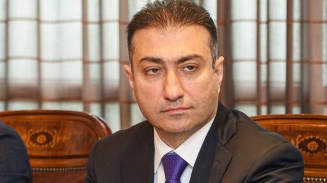İşdən çıxarılan baş həkimə yeni vəzifə verildi