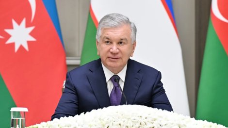 Şavkat Mirziyoyev Mehriban Əliyevanı təbrik etdi