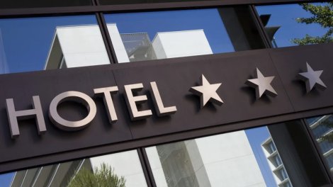 Qadın hindistanlı turisti Bakıda hoteldə qarət etdi - TƏFƏRRÜAT