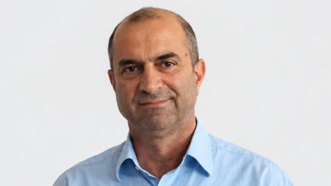 İş adamının nəvəsi ehtiyatsızlıqdan qonşunu güllələdi