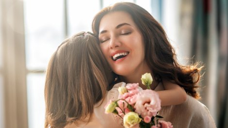 Alimlər valideynlərin xoşbəxtliyinə təsir edən gözlənilməz amili açıqladı