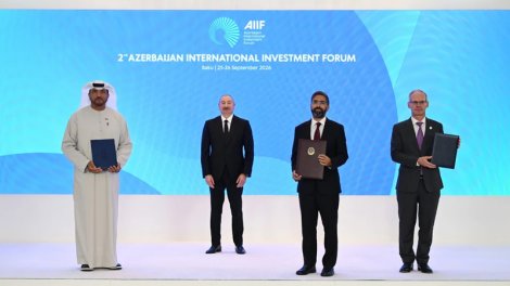 İkinci Azərbaycan Beynəlxalq İnvestisiya Forumu çərçivəsində imzalanmış sənədlər mübadilə edildi - FOTO
