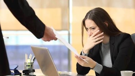 Problemli kreditlər artır: Bank sektorunu hansı risklər gözləyir?