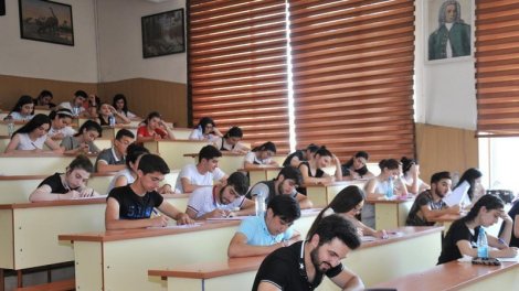 Tələbələrin gözü təqaüddə - Sentyabrın ödənişləri nə vaxt veriləcək?
