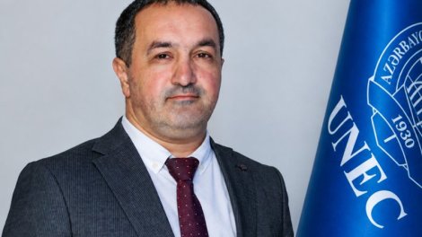 Rektor 4 ay əvvəl təyin etdiyi müşavirini işdən çıxardı