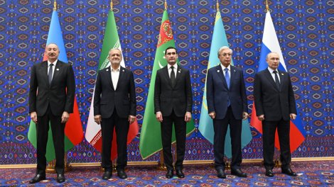 İlham Əliyev Xəzər Ekoloji Sammitində çıxış etdi - FOTO